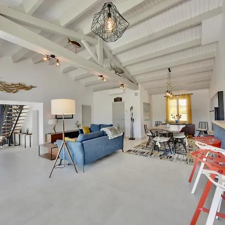 別荘 900-d La Chaumilloniere - Modernity, Comfort And Pool *