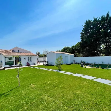 900-d La Chaumilloniere - Modernity, Comfort And Pool Дом отдыха *