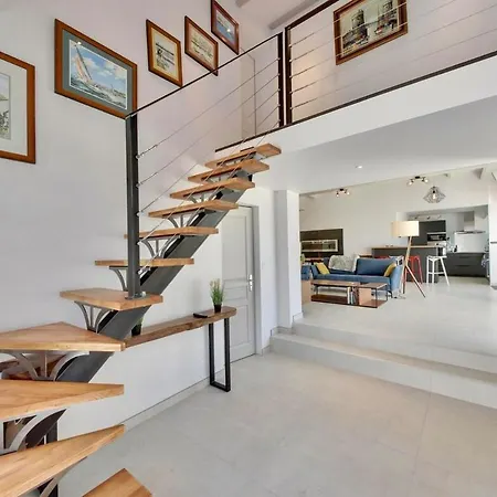 900-d La Chaumilloniere - Modernity, Comfort And Pool