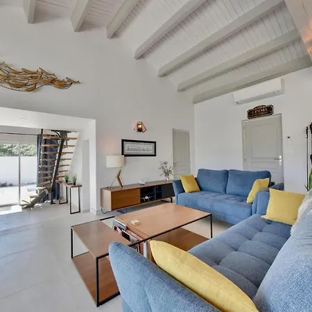 別荘 900-d La Chaumilloniere - Modernity, Comfort And Pool