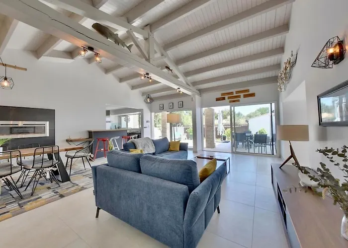 900-d La Chaumillonière - Modernity, Comfort&pool Hébergement de vacances *